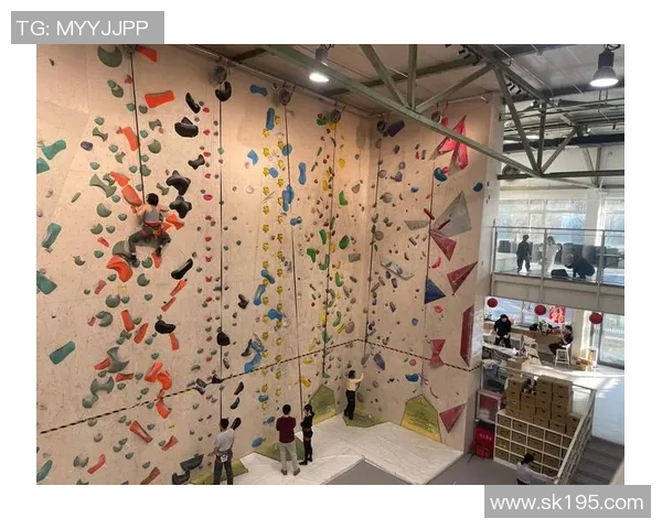 成都攀岩队荣登攀岩意识排行榜首位引领全国攀岩热潮