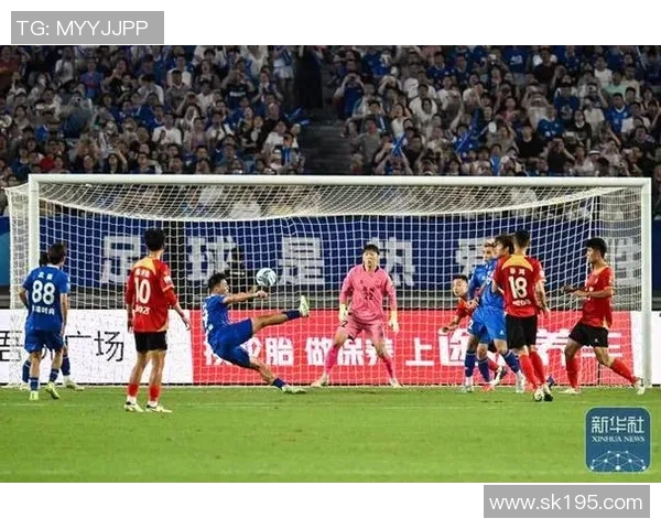 南京排球队配合问题引发热议球迷对战术执行和队员默契提出质疑