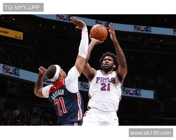 恩比德创历史新高蝉联得分王场均348分近40年最高纪录