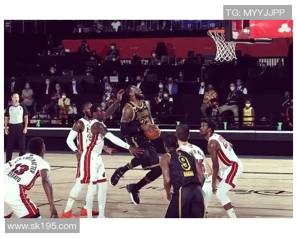 2016年湖人与热火对决回顾:经典瞬间与赛季精彩分析 2016年湖人与热火对决回顾:经典瞬间与赛季精彩分析