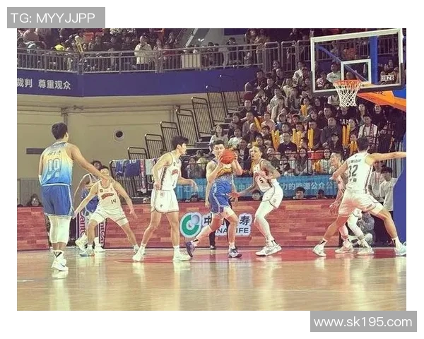 CBA精彩对决回顾上海队与新疆队激烈比赛录像分享