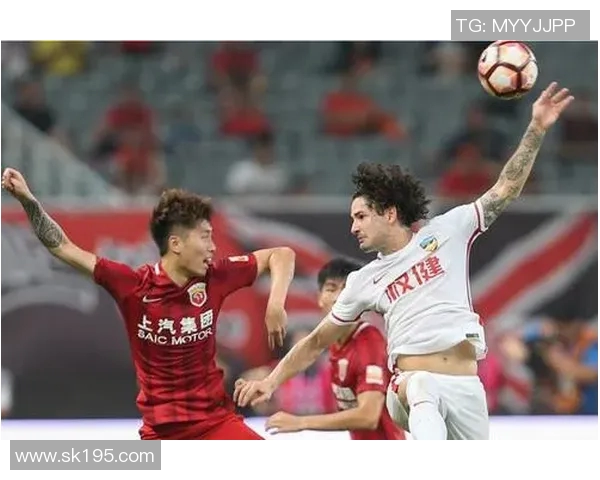 上港与恒丰激战正酣精彩直播尽在眼前不容错过的足球盛宴