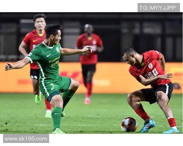 松本山雅与水户展开激烈对决争夺关键积分提升联赛排名