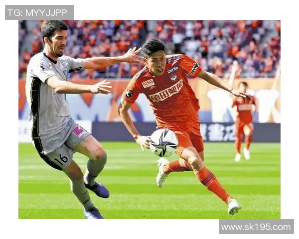 冈山绿与新泻天鹅的激烈对决展现足球魅力与团队精神的巅峰较量