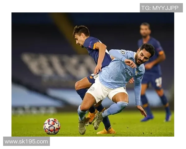 曼城因违反FFP遭欧足联重罚三千万并禁赛一年引发热议