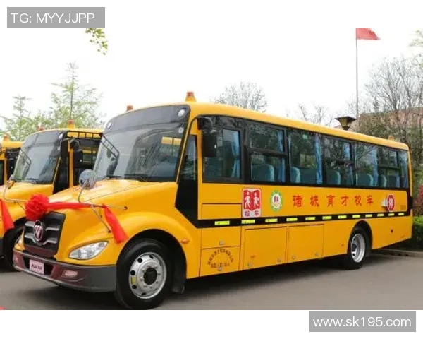 钟诚的奋斗历程与人生哲学探讨如何在逆境中成长与成功