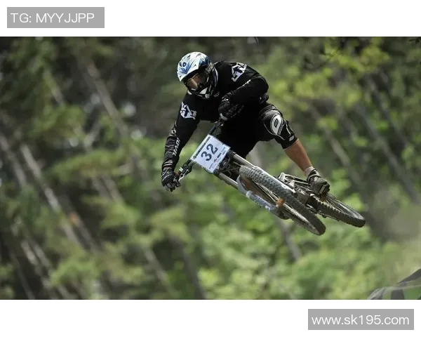 极限运动的魅力与挑战：深入武汉极限运动队的技术与训练揭秘